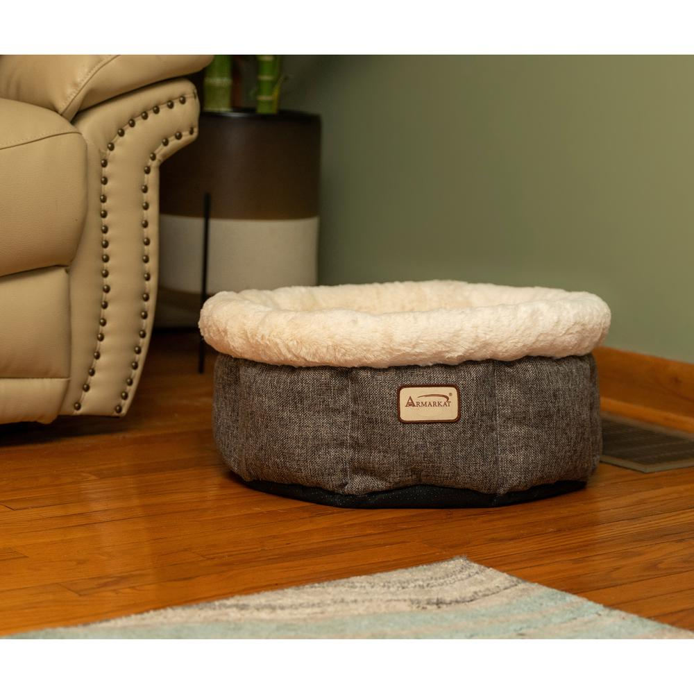 Armarkat Cozy Cat Bed in Beige and Gray C105HHS/MB